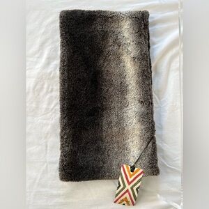 Faux Fur Infinity Scarf, Dylan Los Angeles NWT